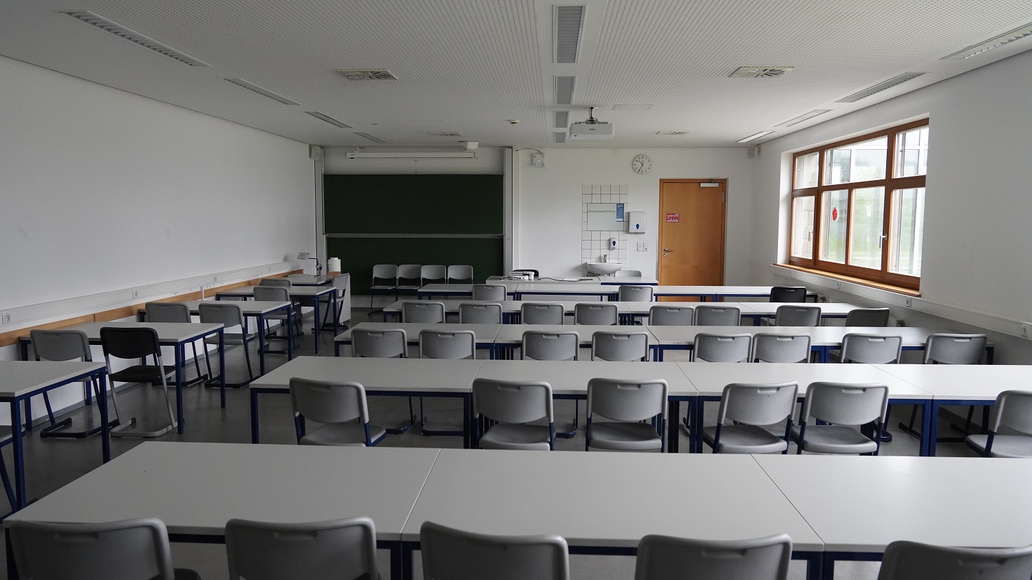 05 Raum 115